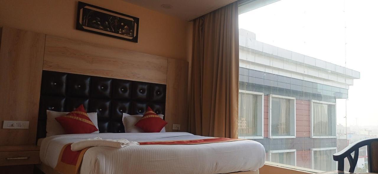 Hotel Ss Grand Lucknow Exterior photo